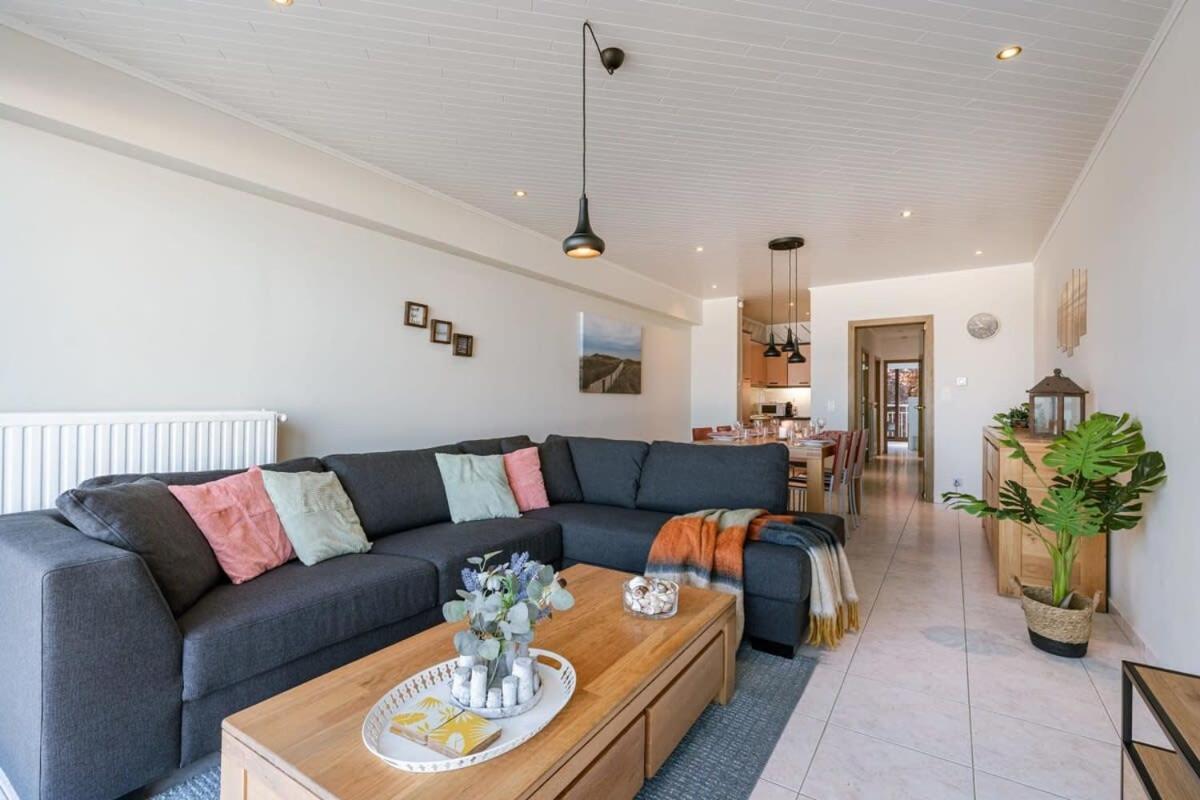 Huswell - Beachfront Apartment In Zeebrugge Exterior photo